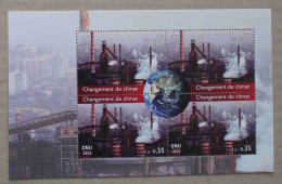 N-U-C Ge08-01 : Nations Unies Genève  - Changement De Climat, Fumées D'usines Et Globe Terrestre - Unused Stamps