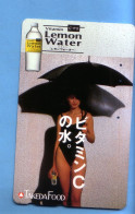 Japan Telefonkarte Japon Télécarte Phonecard -  Girl Femme Women Frau  Lemon Water - Personnages