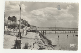 33/ CPSM - Andernos Les Bains - La Jetée Et La Plage - Andernos-les-Bains