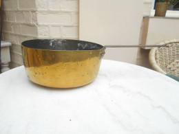 Ancien Poelon Casserole En Cuivre - Coppers