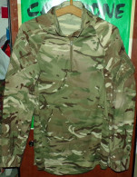 CHEMISE DE COMBAT U-BAS DE L'ARMEE ANGLAISE , TAILLE SMALL SOIT 37-38  OU S  , UNDER BODY ARMOUR COMBAT SHIRT  , POCHES - Equipement