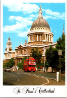 3-7-2023 (1 S 15) UK - London - St Paul Cathedral (& Red Bus) - St. Paul's Cathedral