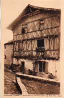 CHARROUX VIEILLE MAISON EN BOIS TBE - Charroux