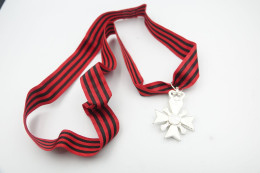 Militaria - MEDAL : Burgerkruis Medaille Tweede Klasse - Silver Plated - Belgium - Sonstige & Ohne Zuordnung