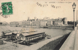 Angers * Vue Sur La Maine Et Les Quais * Bateaux Lavoir - Angers