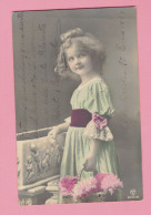 XB1003 JEUNE FILLE  FILLETTE , ENFANT, GIRL , FAMOUS CHILD MODEL CANDICE ASHTON POSING RPPC - Portraits