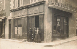 La Côte St André * Carte Photo * Devanture Du Tailleur VERDET , Rue St André * Commerce Magasin Villageois - La Côte-Saint-André