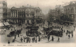 ROYAUME-UNI - London- Piccadilly Circus. - LL - Bus Londonien - Fontaine - Animé - Carte Postale Ancienne - Piccadilly Circus
