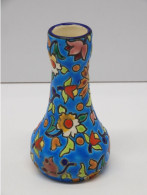 -JOLI ANCIEN VASE MINIATURE PETIT VASE A VIOLETTES CERAMIQUE LONGWY VITRINE   E - Longwy (FRA)