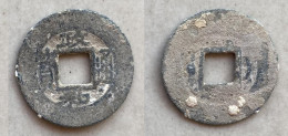 Ancient Annam Coin  Chinh Hoa Thong Bao (zinc Coin) THE NGUYEN LORDS (1558-1778) Triangle Head Thong - Viêt-Nam