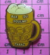 2619 Pin's Pins / Beau Et Rare / BIERES / BOCK DE BIERE PRESSION BAR TABAC DU HOULME - Bière