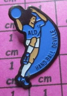 2619 Pin's Pins / Beau Et Rare / SPORTS / CLUB HAND-BALL DEVILLE ALD - Balonmano