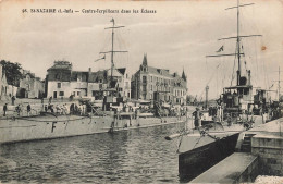 St Nazaire * Les Contre Torpilleurs Dans Les écluses * Navire De Guerre Militaria - Saint Nazaire