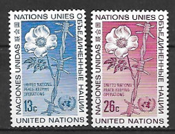 NATIONS - UNIES    -    1975 .  Y&T N° 257 / 258 * .   Rose Sauvage  /  Barbelé. - Neufs