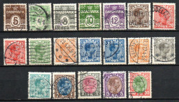 Col33 Danemark Denmark Danmark 1921 N° 132 à 149  Oblitéré Cote : 120,00€ - Used Stamps