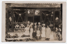 Devanture De La Boulangerie-pâtisserie " Chocolat Moreuil ". Carte Photo Animée Non Située - Magasins