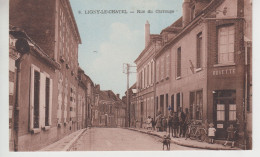 CPA Ligny-le-Chatel - Rue Du Carrouge (belle Animation Devant Café Lorne) - Ligny Le Chatel