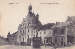 Cpa - 38 - Corbelin - Animée Avec Train / Tram - Gare , Hotel De Ville - Edi Perrin - Corbelin