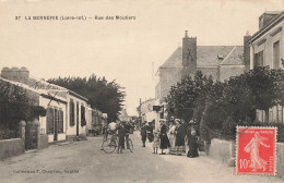 La Bernerie * La Rue Des Moutiers * Villageois - La Bernerie-en-Retz