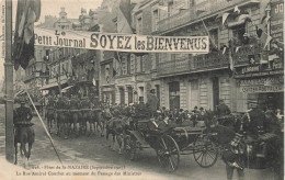 St Nazaire * Les Fêtes De Septembre 1907 * La Rue Amiral Courbet Au Passage Des Ministres * Attelage - Saint Nazaire