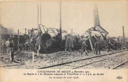 77-MELUN- CATASTROPHE DU 4 NOV 1913- LA RAPIDE N°2 DE MARSEILLE TAMPONNE LE TRAIN-POSTE N°11 A 9 H 40 DU SOIR... - Melun