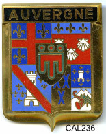 CAL236  - PLAQUE CALANDRE AUTO - AUVERGNE - Targhe Smaltate (a Partire Dal 1961)