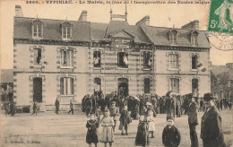 Yffiniac * Place De La Mairie , Le Jour De L'inauguration Des écoles Laïques * Fête Cérémonie - Sonstige & Ohne Zuordnung