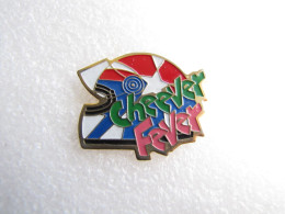PIN'S    CHEEVER  FEVER   F1  INDYCAR  EDDY  CHEEVER - F1