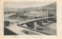 Bédarieux * 1904 * La Rue St Louis , Les Quais Et Le Vieux Pont - Bedarieux