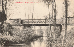 45 - COURTENAY - S19111 - Le Pont Du Chemin De Fer - Courtenay