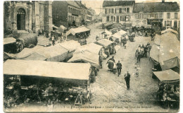 FAUQUEMBERGUE - GRAND ' PLACE - UN JOUR De MARCHE - 1916  - - Fauquembergues