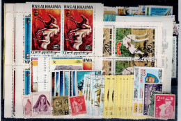 LOT OF 212 STAMPS MINT+USED +16 BLOCKS MI- 93 EURO VF!! - Collections (sans Albums)