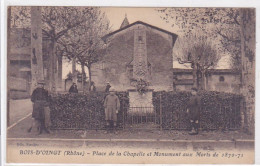 Cpa-69- Bois D'oingt -- Place De La Chapelle - Monument Aux Morts 1870 / 71 -edi Ferriere - Le Bois D'Oingt