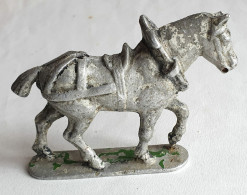 QUIRALU - FERME - ALUMINIUM - ANNEE 50 FIGURINE CHEVAL DE TRAIT - Quiralu