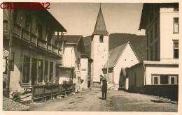 CARTE PHOTO : WIESEN CENTRE DU VILLAGE EGLISE GRISONS SUISSE  - Wiesen