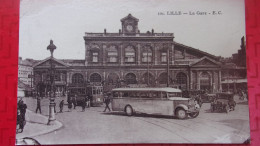 59 LILLE LA GARE 1936 AUTOBUS TRAWAY - Lille