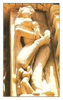 India Khajuraho Temples MONUMENTS - Colouring Her From Parshwanath TEMPLE 925-250 A.D Picture Post CARD New As Per Scan - Ethniciteit & Culturen