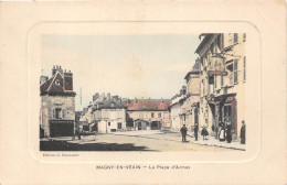 95-MAGNY-EN-VEXIN- LA PLACE D'ARMES - Magny En Vexin