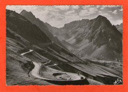BAGNERES DE BIGORRE - LE TOURMALET - Le Fer à Cheval Au Sommet Du Col - 1951 - - Bagneres De Bigorre