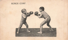 Cirque - Remos Comp. - Deux Enfants Boxeursé - Carte Postale Ancienne - Circus