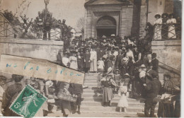 La Sortie De L' Eglise St Germain De Charonne  Le Jour De La Communion En 1909 , 4 Place St Blaise  ( Carte Photo ) 2/2 - District 20