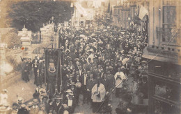 Belfort        90       Procession . Religion.  Carte Photo     (voir Scan) - Belfort - Ville