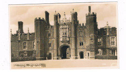 UK-3905   LONDON : Hampton Court Palace - Entrance - Hampton Court
