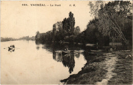 CPA Vaureal Le Port FRANCE (1330076) - Vauréal