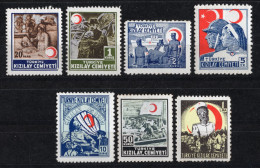 1944 - 1945 TURKEY RED CRESCENT SOCIETY STAMPS ACHIEVEMENTS OF THE RED CRESCENT MNH ** - Timbres De Bienfaisance