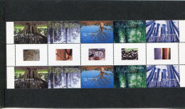 AUSTRALIA - 2005  NATIVE TREES  GUTTER  STRIP  MINT NH - Blocks & Sheetlets