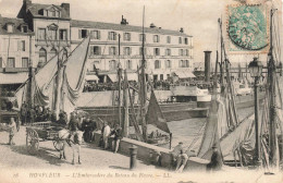 FRANCE - Honfleur - L'Embarcadère Du Bateau Du Havre - LL. -  Animé - Bateaux - Carte Postale Ancienne - Honfleur