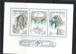 CZECH REPULIC - 2001- CZECH ARCHITECTURE   MINIATURE SHEET  MINT NEVER HINGED, SG CAT £10.50 - Unused Stamps