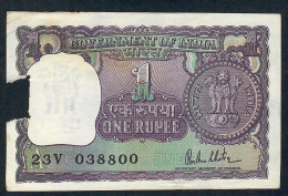 INDIA P77r 1 RUPEE 1980 LETTER A  #23V Signature MALHOTRA    POOR - Inde
