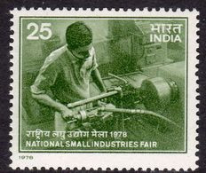 India 1978 National Small Industries Fair, MNH, SG 901 (D) - Unused Stamps